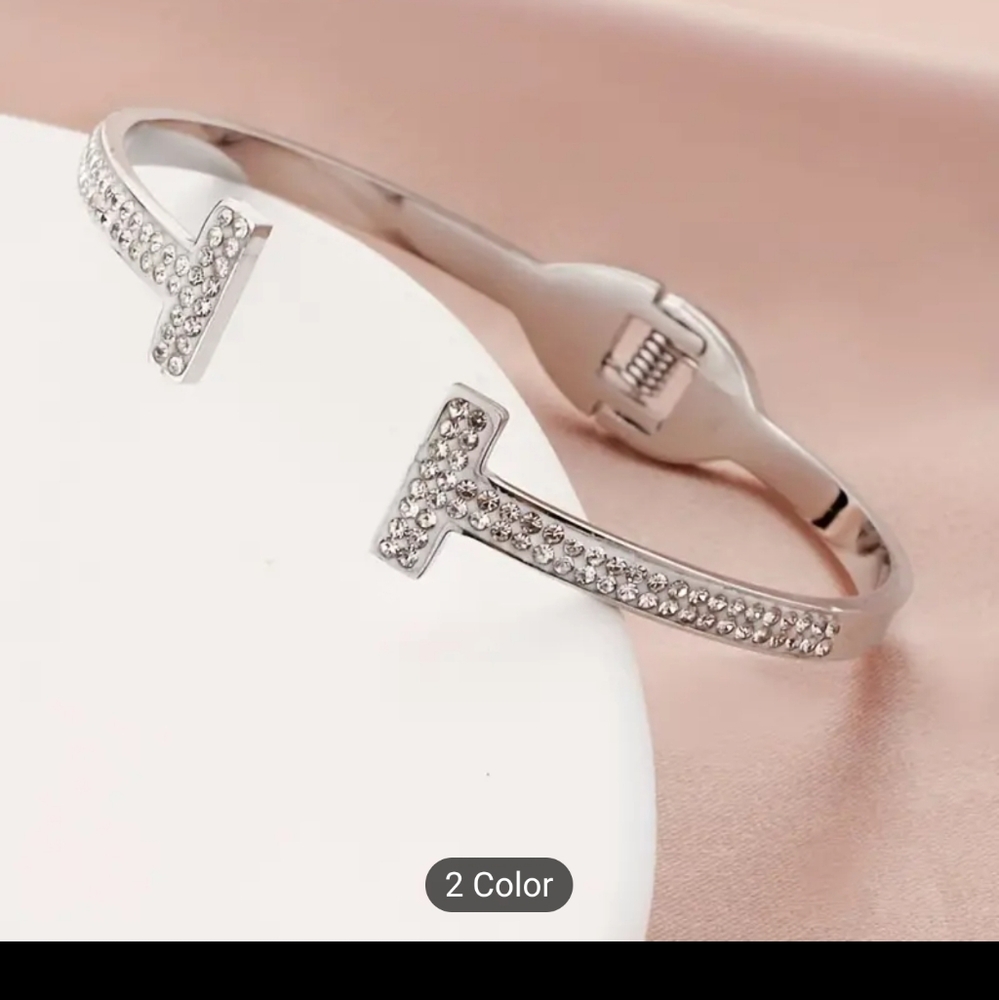 Crystal Pavé Open T-Ends Cuff Bracelet - Silver - Picture 3 of 16